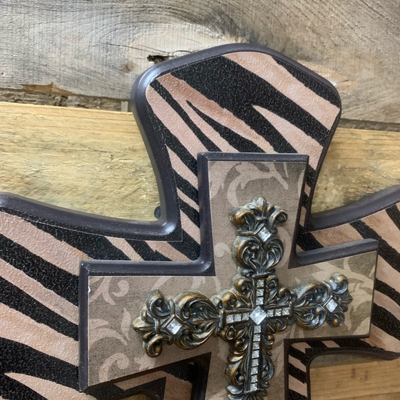 Rustic Hanging Cross Wall Decor - Picture 4 of 9